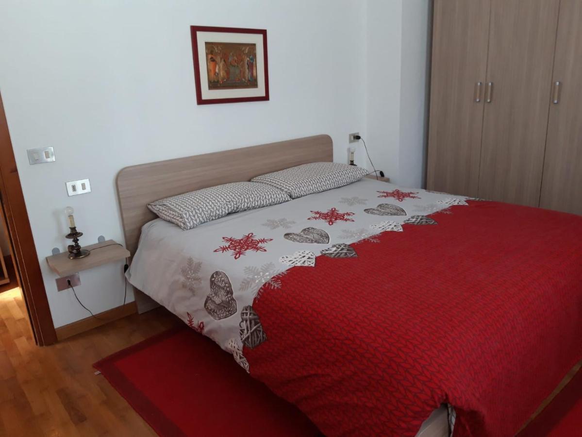 Appartamento Giada Pozzale Di Pieve Di Cadore Luaran gambar