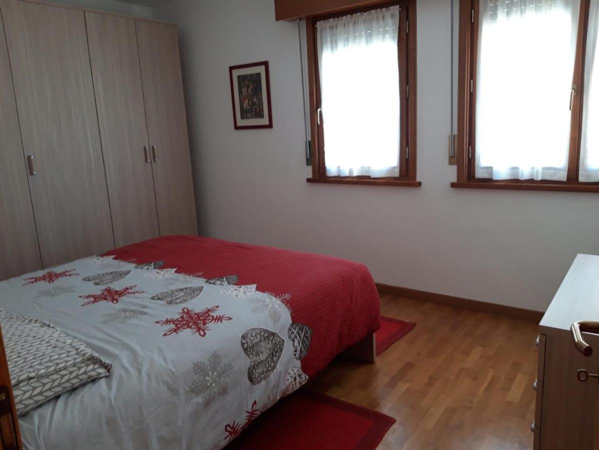 Appartamento Giada Pozzale Di Pieve Di Cadore Luaran gambar